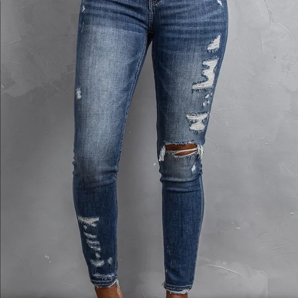 Dark Wash Distressed Skinny Jeans - Picture 5 of 9